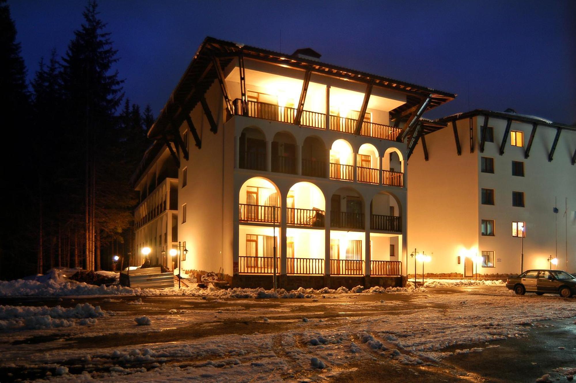 Monastery 2 Aparthotel Pamporovo Exterior foto